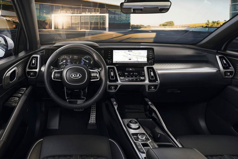 Модный и богато оснащенный Kia Sorento 2021: встречайте модель четвертой генерации