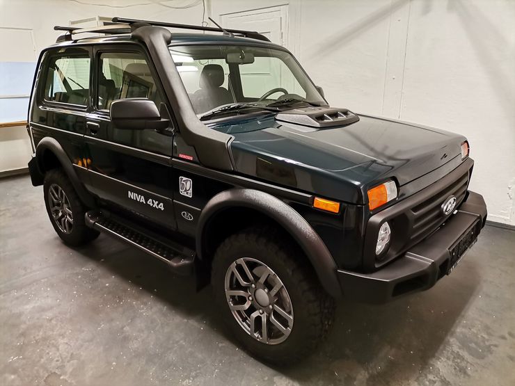 В Германии представили LADA Niva якобы немецкой сборки 2 В Германии представили LADA Niva якобы немецкой сборки