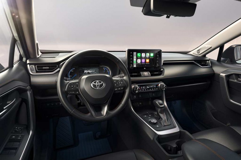Toyota RAV4 Adventure: &laquo;внедорожный&raquo; вариант модели для европейского рынка