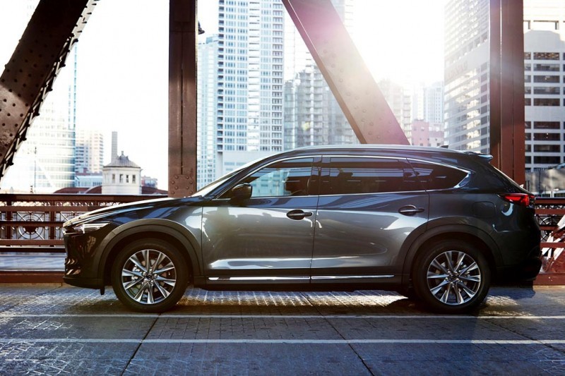 Mazda CX-8: кроссовер для японского рынка на базе модели СХ-9