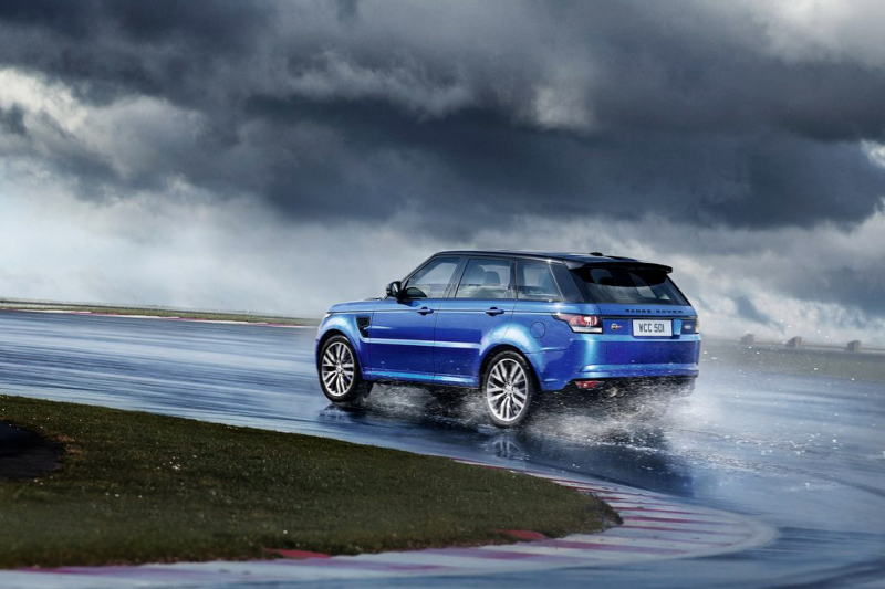 Представлен 575-сильный Range Rover Sport SVR