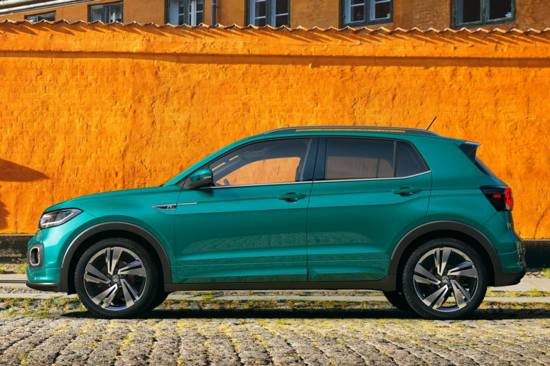 Volkswagen T-Cross 2019: младший паркетник в линейке