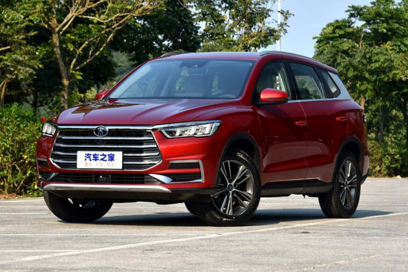 Новый BYD Song Pro: мощные гибриды и версия на электротяге