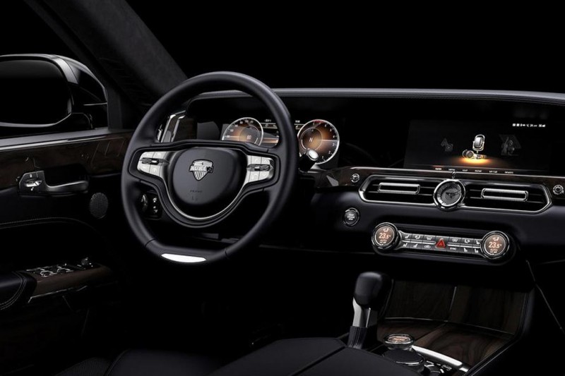 Aurus Senat S600: представительский седан за ₽18 млн.