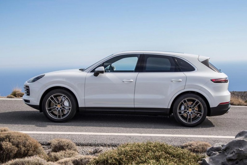 Porsche Cayenne 2021: третье поколение модели