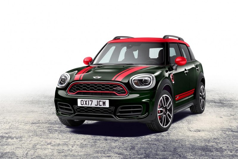 Представлен новый кроссовер MINI Countryman JCW II