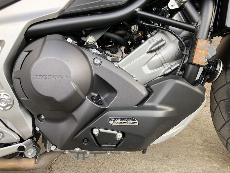 Настоящий кроссовер: тест-райд мотоцикла Honda NC750X DM