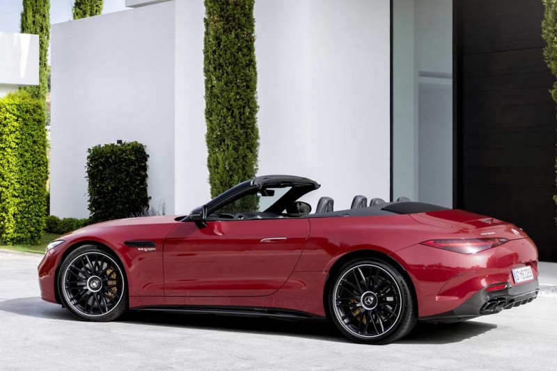 Родстер Mercedes-SL AMG 2022 дебютировал в версиях SL 55 и SL 63