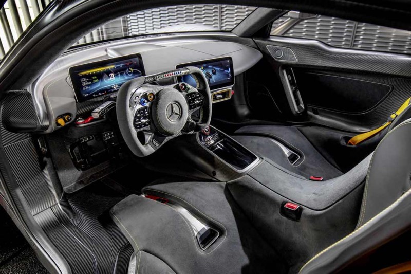 Mercedes-AMG One: выпуск серийных машин отложен до середины 2022 года