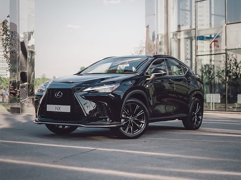 В Россию приехал новый Lexus NX