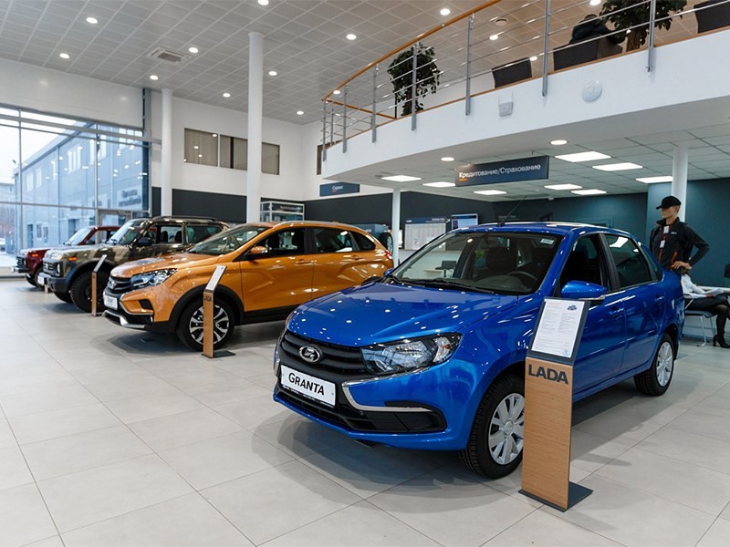 Автомобили Lada существенно подорожали