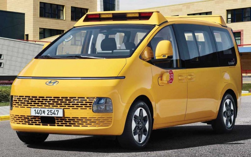 Hyundai Staria Kinder адаптировали для безопасной перевозки школьников