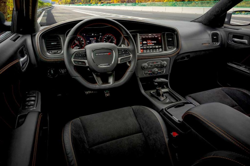 Маслкары Dodge Charger и Challenger получили два новых стайлинг-кита