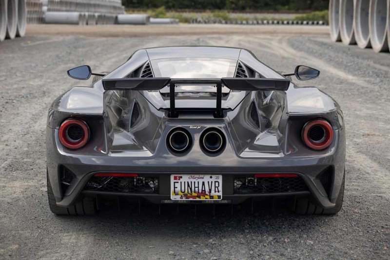 За суперкар Ford GT известного гонщика готовы выложить более 56 млн рублей
