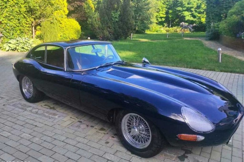 В Москве продают 57-летний Jaguar E-Type Series 1, на котором почти никто не ездил