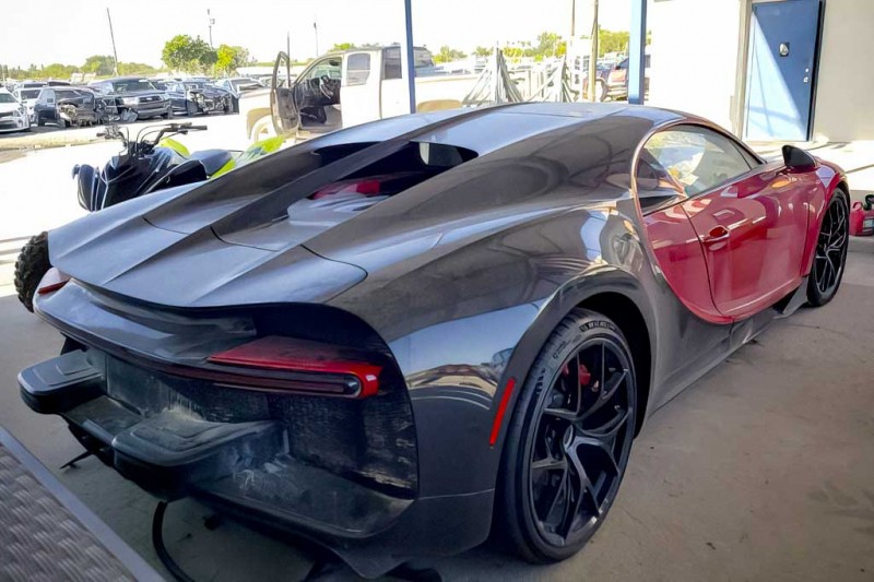 Ценник на Bugatti Chiron упал с 200 млн рублей до 25 млн: вариант на перепродажу