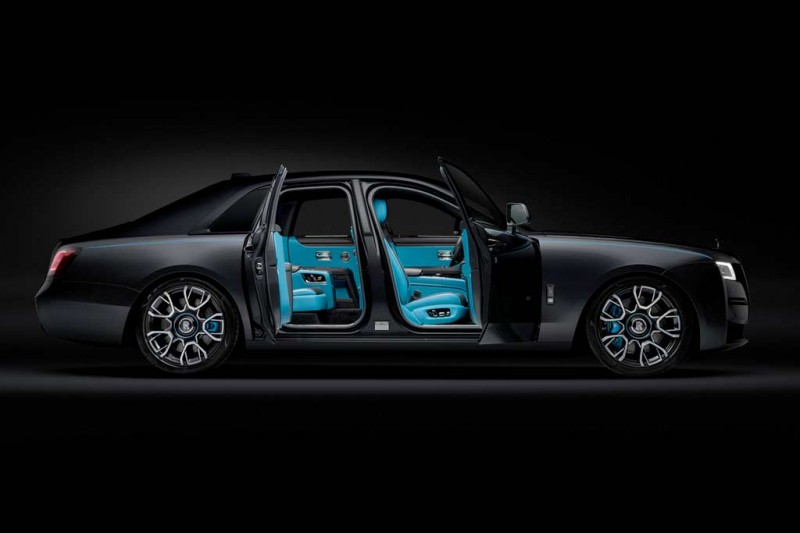 Роскошный Rolls-Royce Black Badge Ghost получил форсированный движок