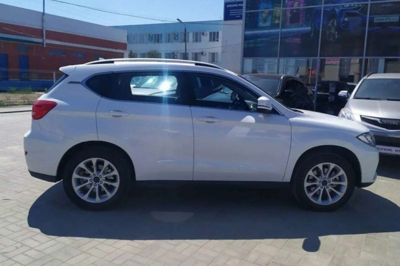 Внес предоплату за новый Тигго 4, но отказался и взял б/у Haval H2