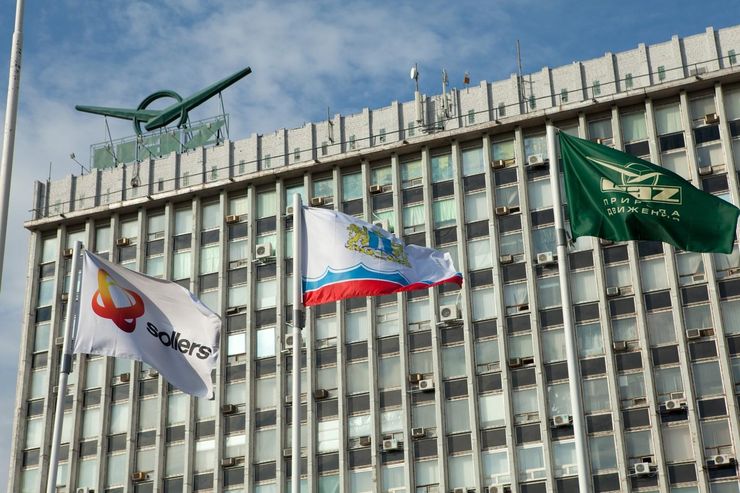 Перед смертью не надышишься: УАЗ опять решил поиграть в &laquo;Русский Prado&raquo;