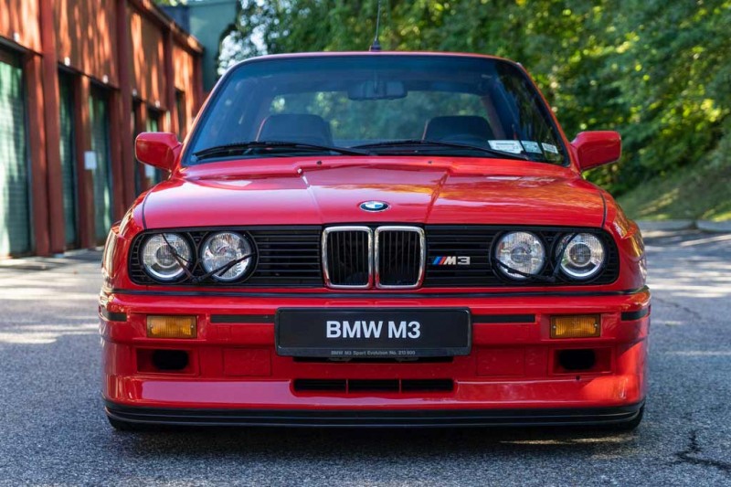 BMW M3 Sport Evolution (E30) выставлен на торги: таких было сделано только 600 шт