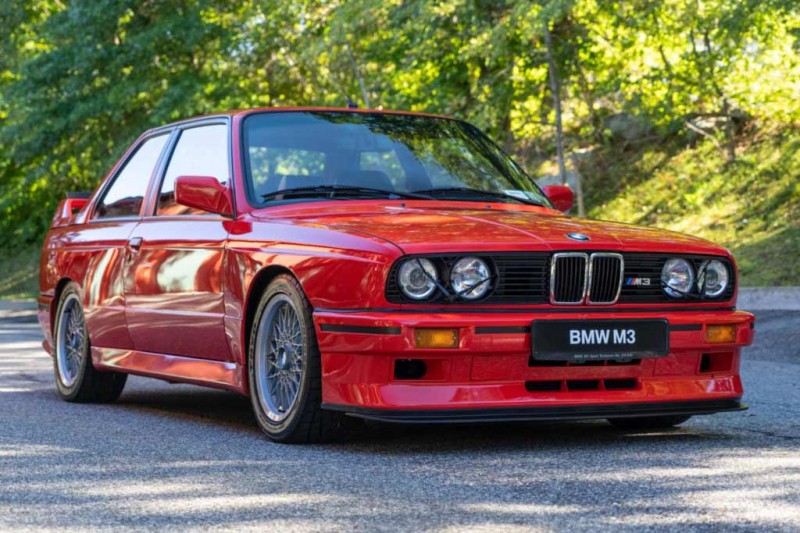 BMW M3 Sport Evolution (E30) выставлен на торги: таких было сделано только 600 шт
