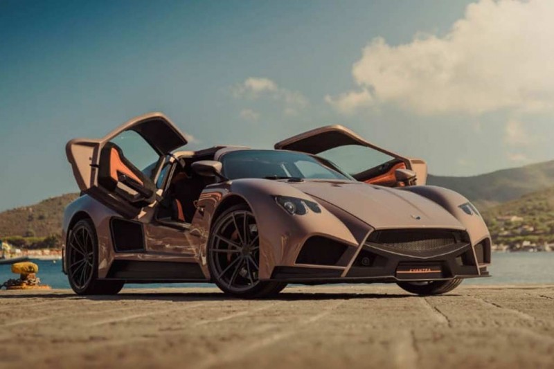 Мелкосерийный гиперкар Mazzanti Evantra получил обновленную версию Pura