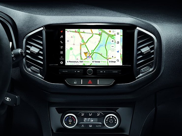 Почему АВТОВАЗ оставил автомобили LADA без крутой медиасистемы EnjoY Pro