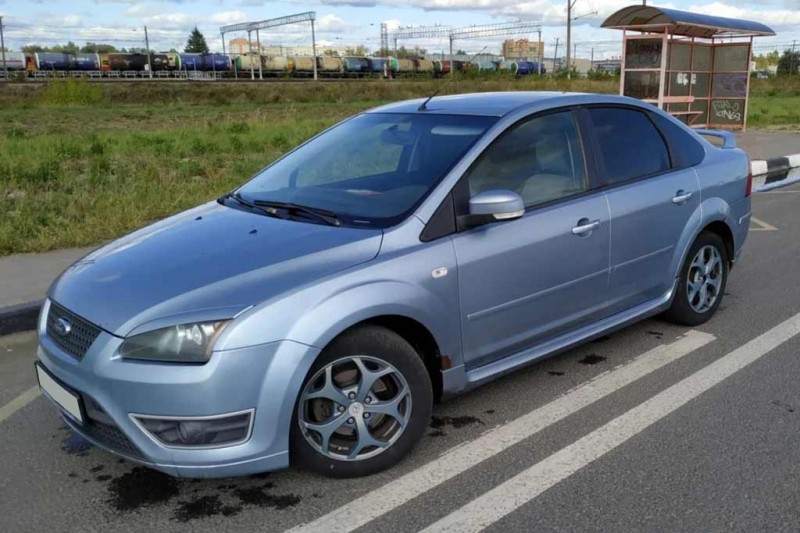 Цены на Lada Granta с пробегом почти сравнялись со стоимостью б/у Форд Фокус