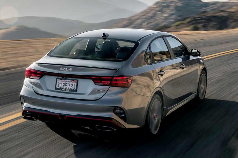 KIA Forte 2022 для рынка США обновился вслед за парочкой K3 и Cerato 2 KIA Forte 2022 для рынка США обновился вслед за парочкой K3 и Cerato