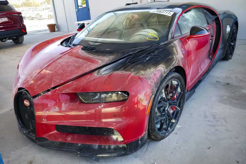 Ценник на Bugatti Chiron упал с 200 млн рублей до 25 млн: вариант на перепродажу