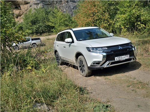 Mitsubishi Outlander 2021 – тот случай, когда рестайлинг стоит купить 23 Mitsubishi Outlander 2021 – тот случай, когда рестайлинг стоит купить
