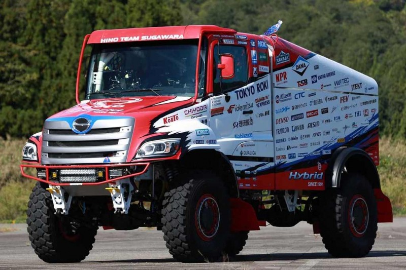Японцы из Hino Motors подготовили гибридный грузовик для ралли Дакар 2022