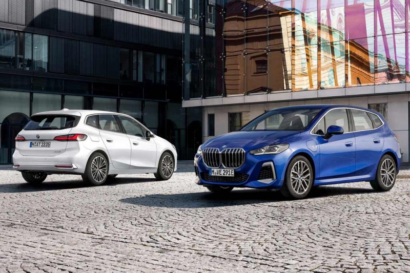 BMW 2-Series Active Tourer 2022: баварский компактвен сменил поколение
