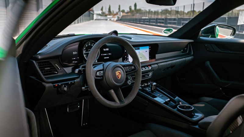 Получаем Porsche 992 c &laquo;механикой&raquo; в виде 911-го GTS