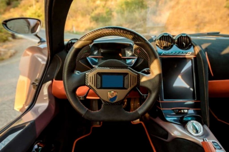 Мелкосерийный гиперкар Mazzanti Evantra получил обновленную версию Pura