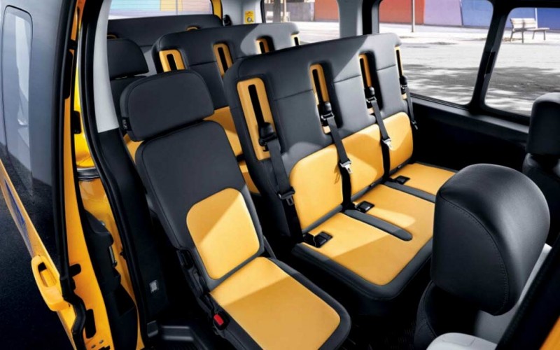 Hyundai Staria Kinder адаптировали для безопасной перевозки школьников