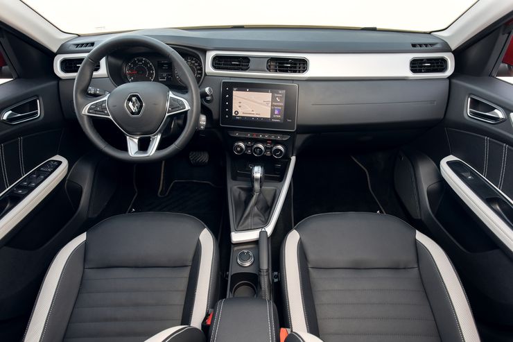 Чем удивляет и поражает обновленный кроссовер Renault Arkana