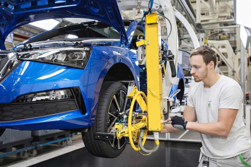Выпуск новых автомобилей Skoda в Чехии могут приостановить до конца года