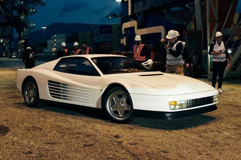 В Швейцарии подготовили рестомод Ferrari Testarossa с современной «начинкой»