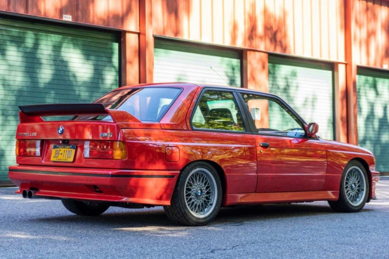 BMW M3 Sport Evolution (E30) выставлен на торги: таких было сделано только 600 шт