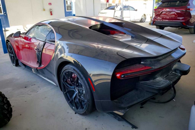 Ценник на Bugatti Chiron упал с 200 млн рублей до 25 млн: вариант на перепродажу