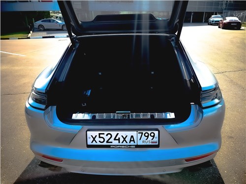 Porsche Panamera &ndash; его сделали тридцать лет назад!