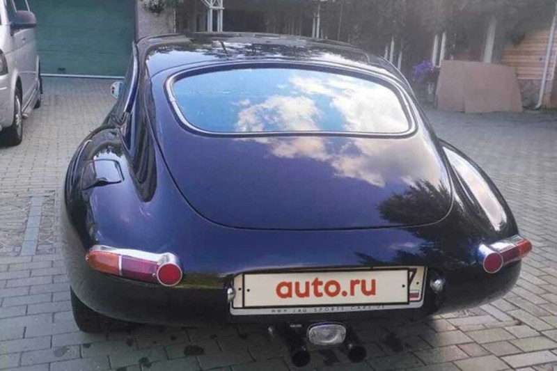 В Москве продают 57-летний Jaguar E-Type Series 1, на котором почти никто не ездил
