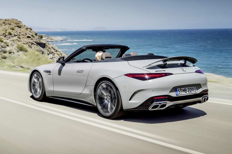 Родстер Mercedes-SL AMG 2022 дебютировал в версиях SL 55 и SL 63
