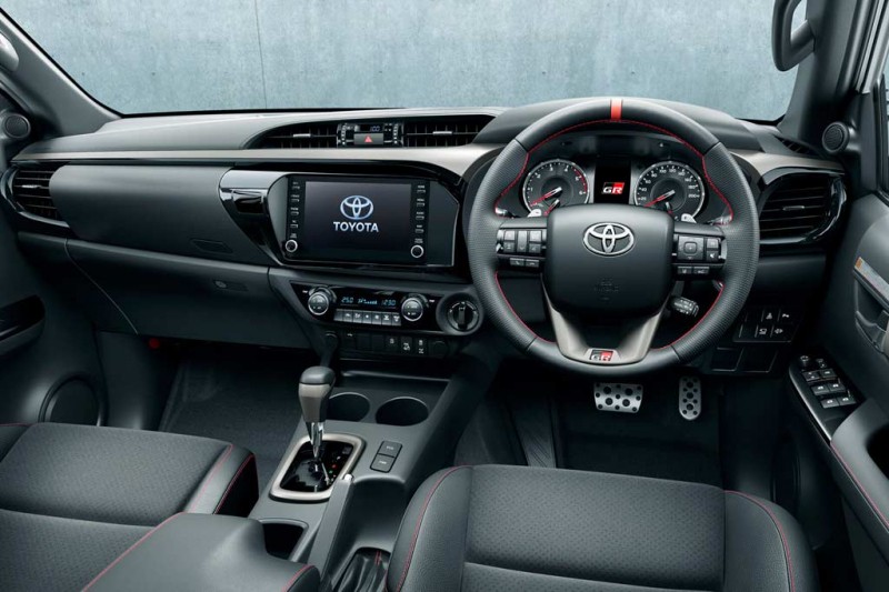 На японском рынке дебютировал &laquo;спортивный&raquo; пикап Toyota Hilux GR Sport