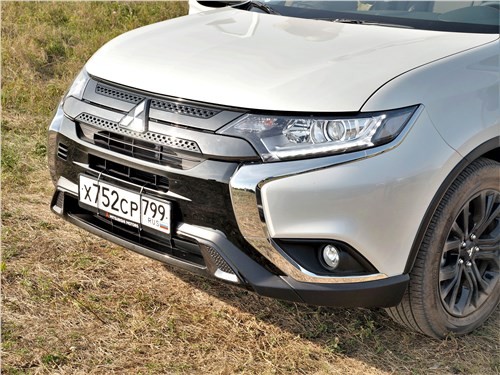 Mitsubishi Outlander 2021 – тот случай, когда рестайлинг стоит купить 2 Mitsubishi Outlander 2021 – тот случай, когда рестайлинг стоит купить