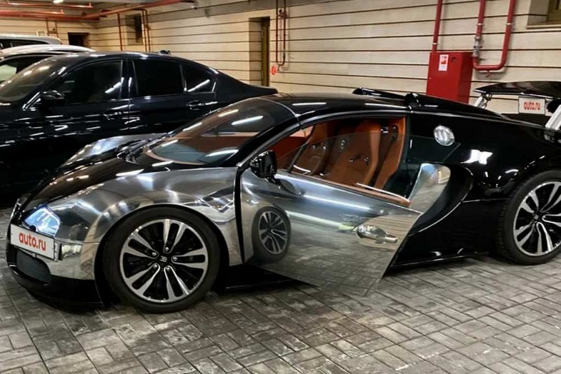 В Москве на продажу выставили гиперкар Bugatti Veyron: цена вопроса 110 млн рублей