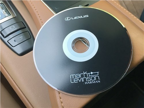 Lexus LC500 - вы хотите владеть космическим кораблем ?