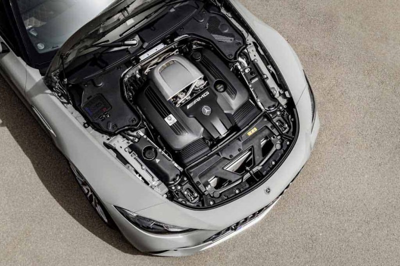 Родстер Mercedes-SL AMG 2022 дебютировал в версиях SL 55 и SL 63