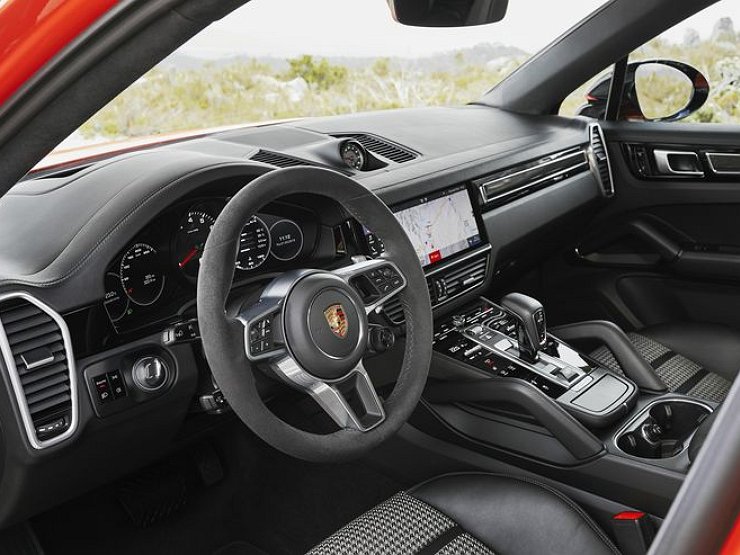 Больше, чем Cayenne: Porsche выпустит совершенно новый кроссовер